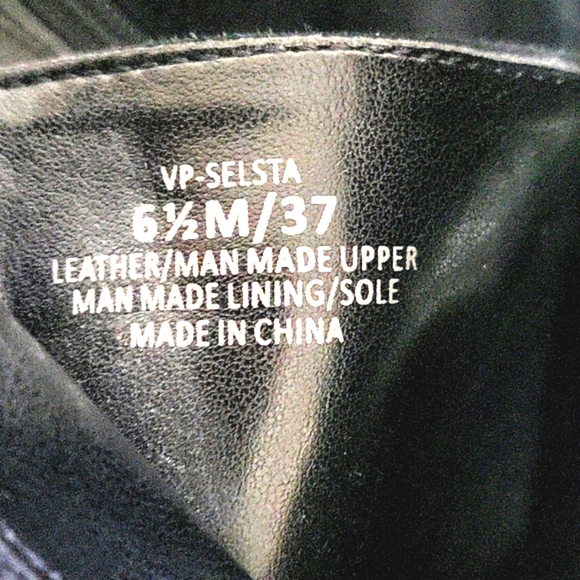 Vince Camuto ankle bootie - Picture 7 of 7